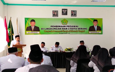 Pembinaan Pegawai di MAN 2 Kota Serang Tekankan Semangat  Kebersamaan